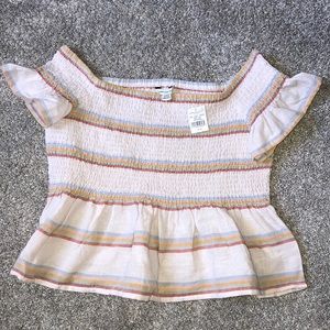 American Eagle trendy top